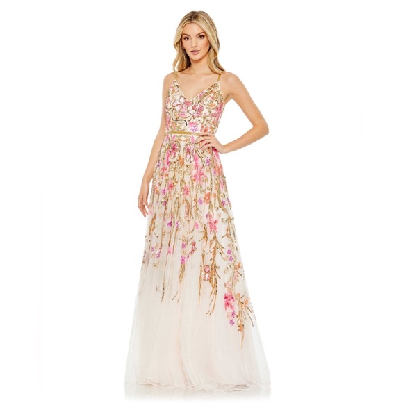 Mac Duggal Dresses & Skirts - MAC DUGGAL NWT V Neck Floral Embellished Spaghetti Strap Gown in Oyster Multi 10
